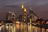 File:Skyline Frankfurt am Main.jpg - Wikipedia