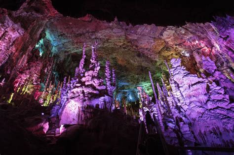 LAven Armand Une Des Plus Belles Grottes De France Hures La Parade