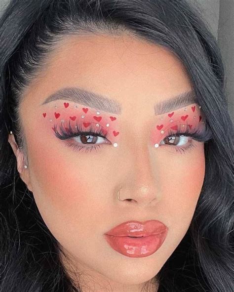 Valentine Day Makeup Ideas To Try This