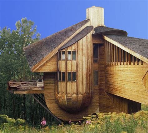 These Are The Most Amazing Tree Houses Ever