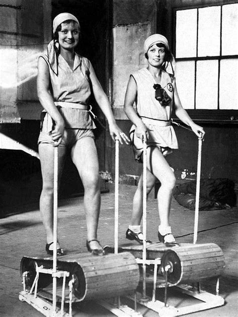 Exercise Machines [1920s] Vintage Photos 1920s Fashion Old Photos