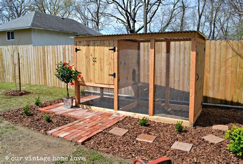 How To Make A Simple Chicken Coop