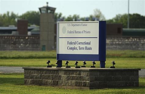 Terre Haute Federal Prison Guard Arrested On Slew Of Charges News