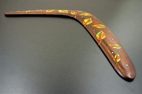 Boomerang Leaf Autumn Wooden Bumerang 3 Min