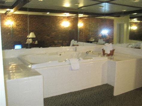 We have jacuzzi® models on display at each of our stores. Jacuzzi Suite - sleeping area - Picture of Hotel St ...