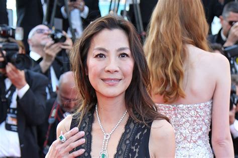 Constance Wu And Gemma Chan Start Work On Crazy Rich Asians Film Upi Com