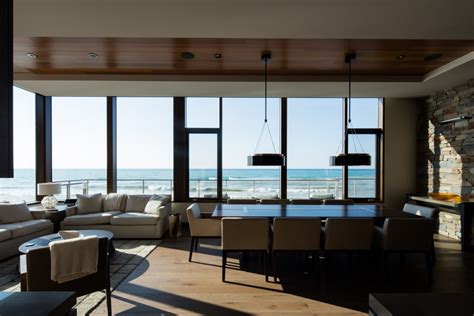 Lucid Architecture Modern Beach House Dining Lucid Architecture