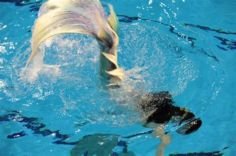 Genuine Finnish Mermaid Makes A Real Splash Thisisfinland