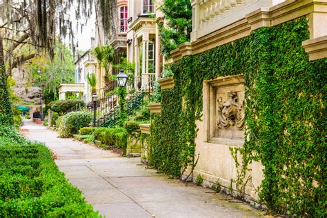 4 Things to Do in the Savannah Historic District | President's Quarters