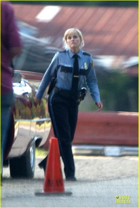 Reese Witherspoon Is A Cop Who Can T Be Messed With Photo
