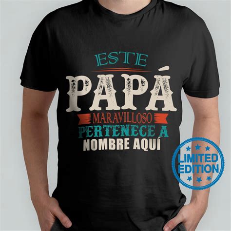 Este Papa Maravilloso Pertenece A Nombre Aqui Shirt