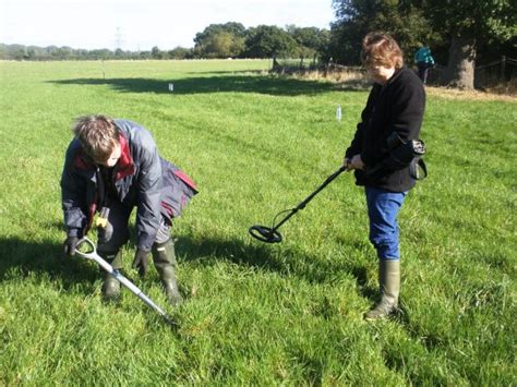 Metal Detector Training With Steve Critchley Peterborough Archaeology