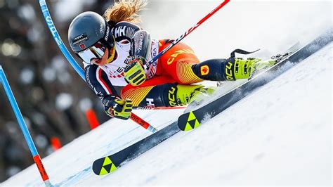 Bcs Cassidy Gray Earns Points For Giant Slalom Effort In Her World Cup Debut Cbc Sports