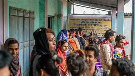 reaching the transgender community in bangladesh stories sightsavers