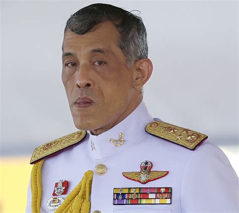 Crown Prince Formally Becomes Thailands New King The Spokesman Review