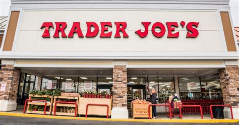 Is The Trader Joe S Mini Tote Bag Craze A Good Or Bad Trend RetailWire