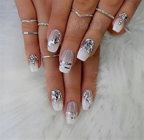50 Gorgeous White Nail Designs That Are Anything But Boring The