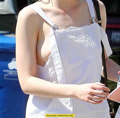 Elle Fanning Nipple Slip In White Dress