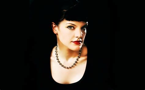 Pauley Perrette Wallpapers Background Pictures Sexiz Pix
