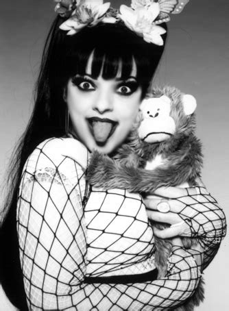 Nina hagen — ich bin 01:55. Folgen Sie dem weißen Kaninchen: NINA HAGEN APPRECIATION POST