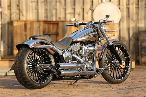 Thunderbike Cvo • H D Fxsbse Breakout Custom Motorcycle In 2021