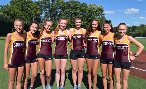 Gotta Run Summit Hs Girls Cross Country Takes Strides To Keep Pace