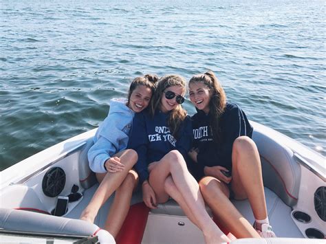 boat day with my best friends my pic instagram hannah meloche pinterest hannahmeloche best