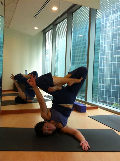 pek yew yoga classes at home omg yoga singapore