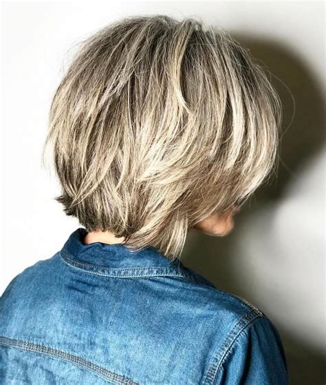 Brown Choppy Bob With Blonde Balayage Choppy Bob Hairstyles Bob