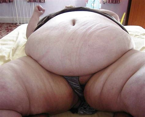 white super size ssbbw huge belly 75 15 immagini