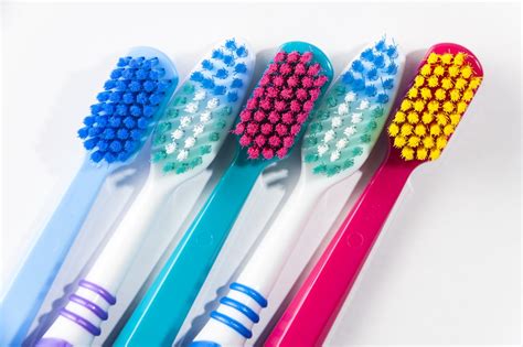 The Right Type Of Toothbrush Rijal S Blog
