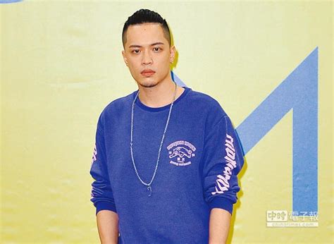 He is best known for his song big fish, which has won 8 awards. 623 金曲獎將至J.Sheon盼入圍 - 中時電子報