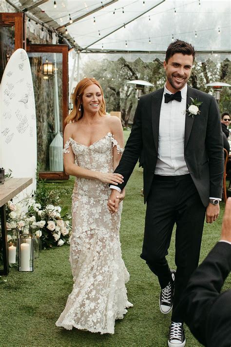 Exclusive See Brittany Snow And Tyler Stanalands Wedding Photos Celebrity Wedding Dresses