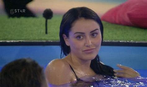 Marnie Simpson Horrifies Viewers As She Performs Sex Act On Banana Tv