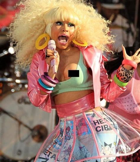 Nicki Minajs Nip Slip Wardrobe Malfunction On Good Morning America