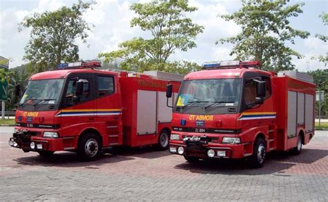 Fire Engines Photos Domestic Fire Tender 4x2 Malaysia Army Service