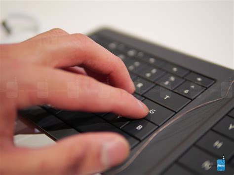 Microsoft Universal Foldable Keyboard Hands On Phonearena Reviews