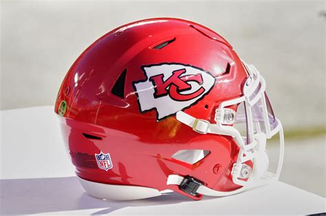 Chiefs Announce Slew Of Player Personnel Moves Heres What You Need To