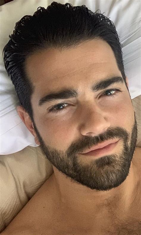 Feast Your Eyes On This Shirtless Jesse Metcalfe Shows Off His Ripped