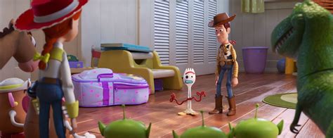 Toy Story 4 Check Out Nearly 50 Hi Res Screenshots From The Revealing