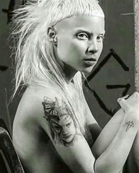 Pin On Anri Du Toit Yolandi