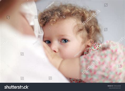 40 Mom Breastfeeding Older Baby Images Stock Photos And Vectors