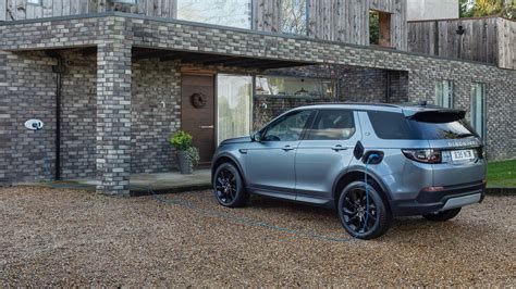 Compare credit cards to find which offer is right for you. Land Rover Discovery Sport PHEV foto's | eGear.be