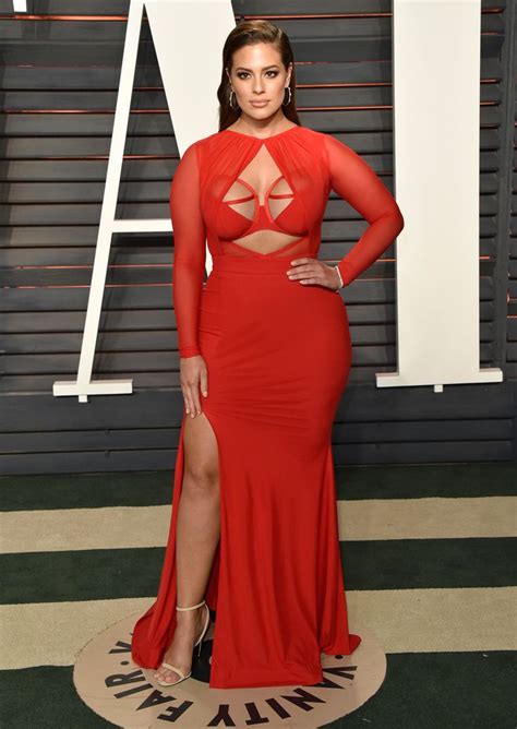 Ashley Graham Steals The Oscars Spotlight In A Super Sexy Red Dress