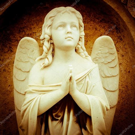 Vintage Image Of A Praying Angel — Stock Photo © Kmiragaya 13933627