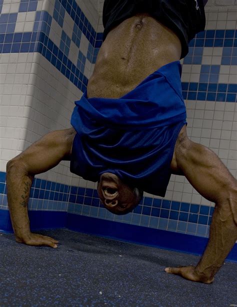 Handstand Push Up Wikipedia