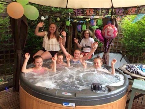 Hot Tub Hire Mon To Mon Or Thu To Thu £225