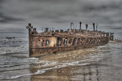 Maheno Shipwreck Hdr Hdr Of The Maheno Shipwreck At Fraser Flickr