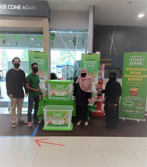 بڠك اسلام مليسيا برحد) is an islamic bank based in malaysia that has been in operation since july 1983. HIDAYAH FOOD BANK KINI DI PASARAYA MYDIN MALL, SUBANG JAYA ...