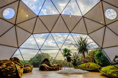 Top 10 Sustainable Glamping Sites In The Uk Glamping Site Luxury Glamping Glamping